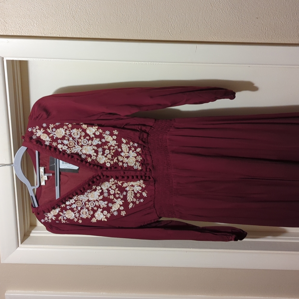 Boutique bohemian maroon maxi dress